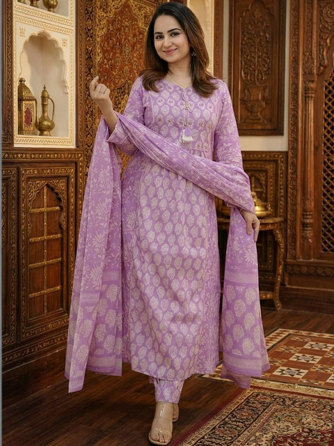 BABA KURTI Women Ethnic Motifs Printed Regular Thread Work Kurta with Trousers & With Dupatta