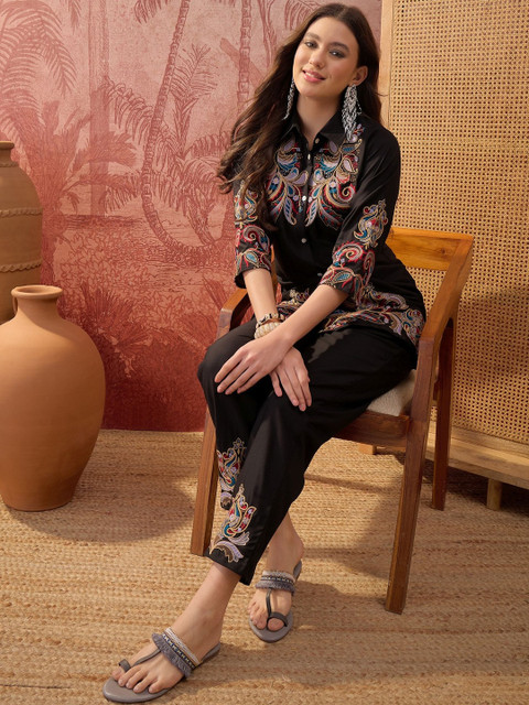 Sangria Embroidered Shirt with Trousers - Image 5