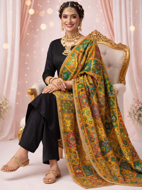 HERE&NOW Ethnic Motifs Printed Kalamkari Dupatta with Gotta Patti - Image 4