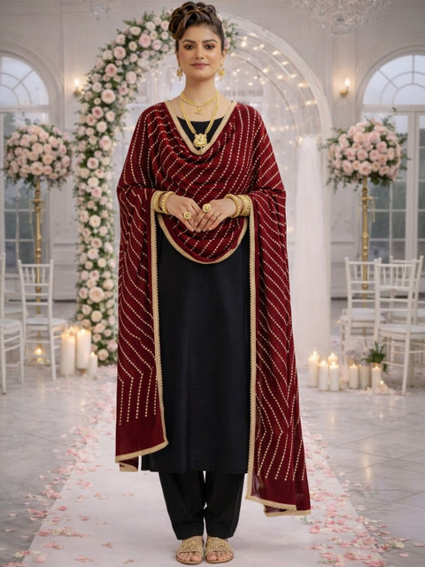 HERE&NOW Ethnic Motifs Printed Bandhani Dupatta with Zari