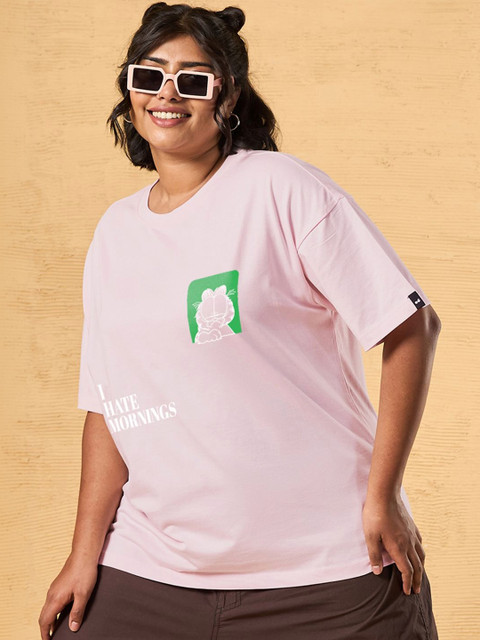 Bewakoof Garfield Women Pink Garfield Hates Mornings Printed Oversized Plus Size T-shirt