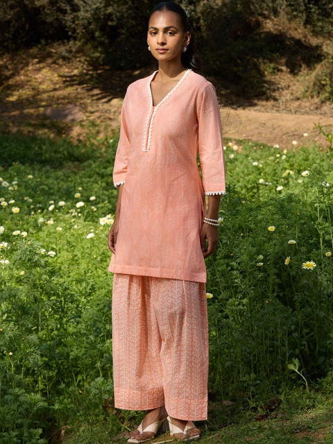 Khushal K Women Ethnic Motifs Printed Regular Thread Work Pure Cotton Kurta with Trousers - Image 6