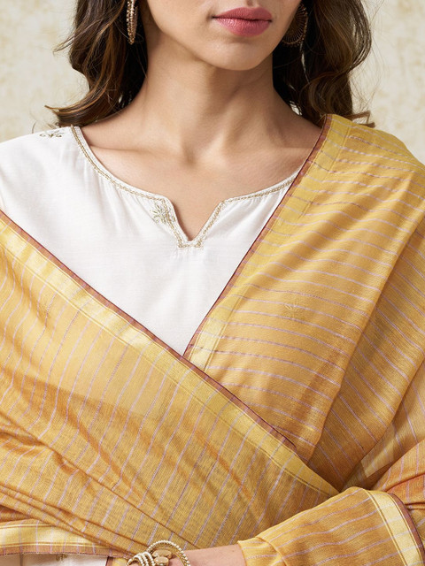 RANGMANCH BY PANTALOONS Woven Design Dupatta - Image 2