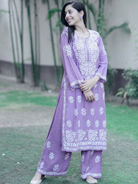 ALLORIA Floral Embroidered Tunic with Palazzos - Image 5
