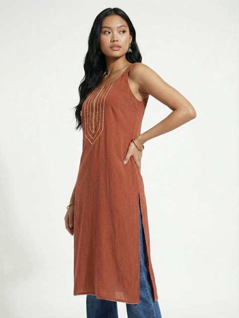 fusion by glitchez Yoke Design Gotta Patti Crinkled Straight Kurta
