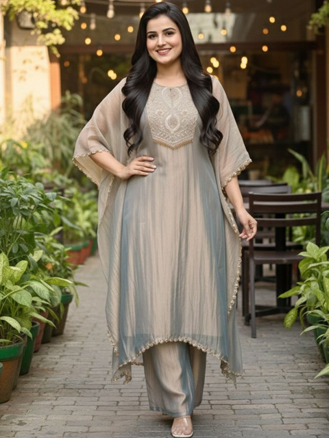 SZN Women Ethnic Motifs Embroidered Regular Thread Work Kurta with Palazzos