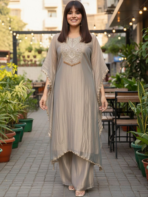 Aaghnya Women Ethnic Motifs Embroidered Regular Thread Work Kurta with Palazzos