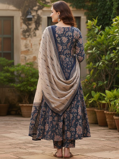 ARADHNA Women Floral Printed Regular Kurta with Trousers & With Dupatta - Image 2