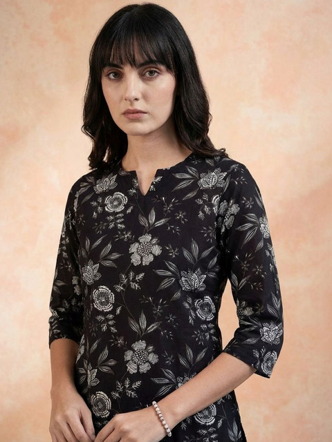 all about you Printed Round Neck Tunic & Trousers Co-Ords - Image 3