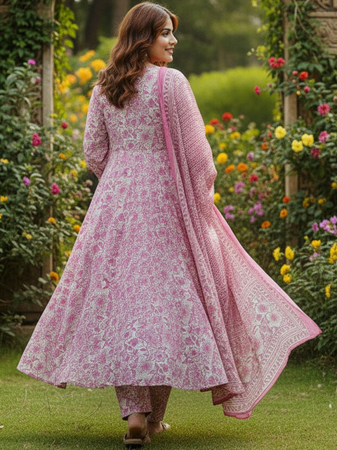 ARADHNA Women Floral Printed Panelled Kurta with Trousers & With Dupatta - Image 3