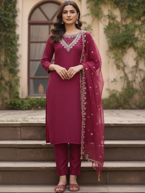 DAMAAR TEXTILE Women Ethnic Motifs Embroidered Regular Kurta with Trousers & With Dupatta