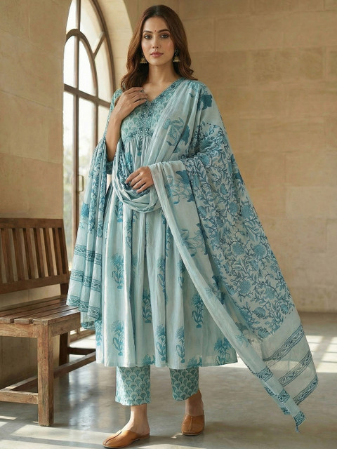 Indo Era Women Floral Printed Empire Pure Cotton Kurta with Trousers & With Dupatta