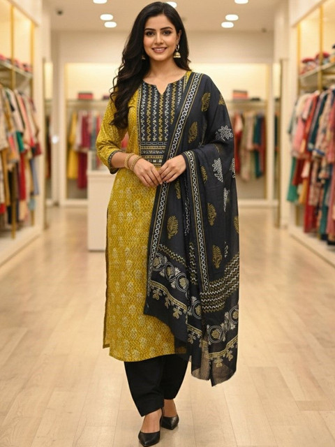 SALWAR STUDIO Printed Pure Cotton Unstitched Dress Material