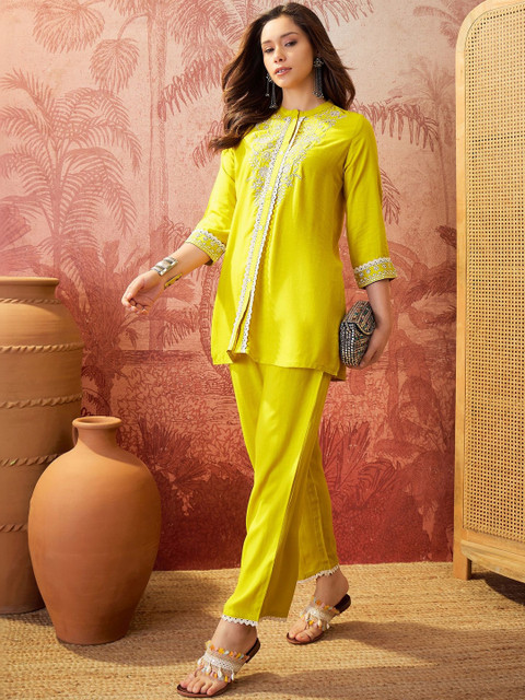 Green Embroidered Short Top with Trousers