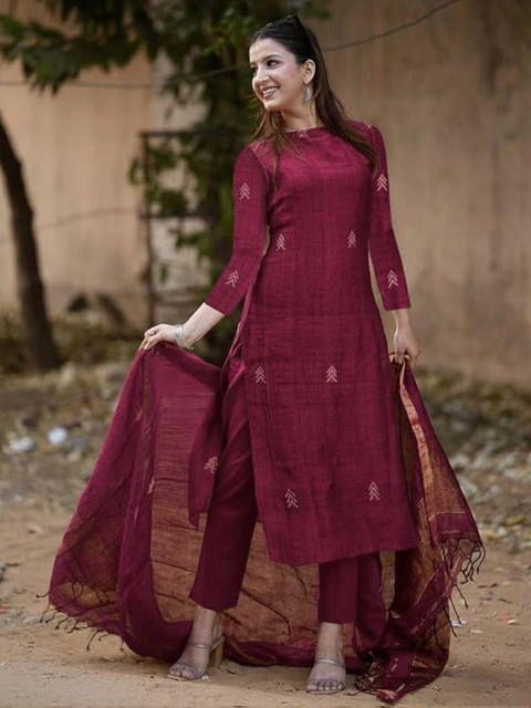 Aaghnya Women Ethnic Motifs Printed Regular Kurta with Trousers & With Dupatta