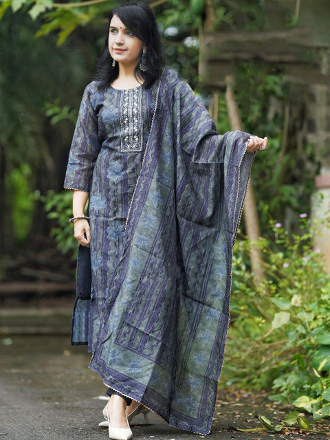 Keitra Women Ethnic Motifs Printed Regular Thread Work Kurta with Trousers & With Dupatta