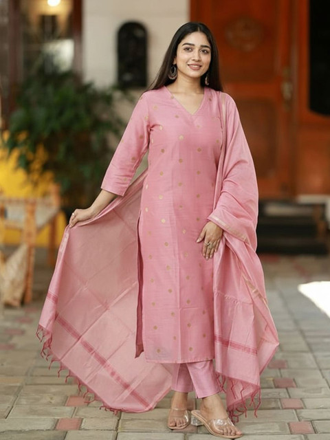 Aaghnya Women Ethnic Motifs Printed Regular Kurta with Trousers & With Dupatta