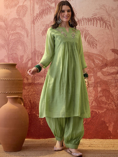 Sangria Embroidered Round Neck Kurta & Trousers Kurta Sets - Image 7