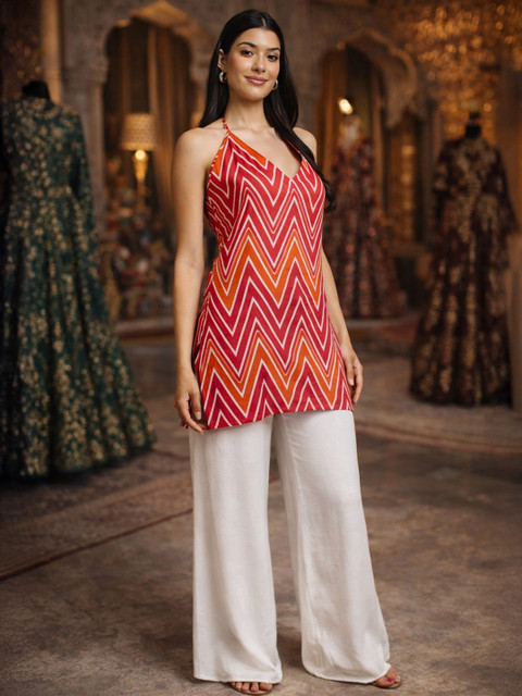 Aarsi Chevron Printed Halter Neck Kurti