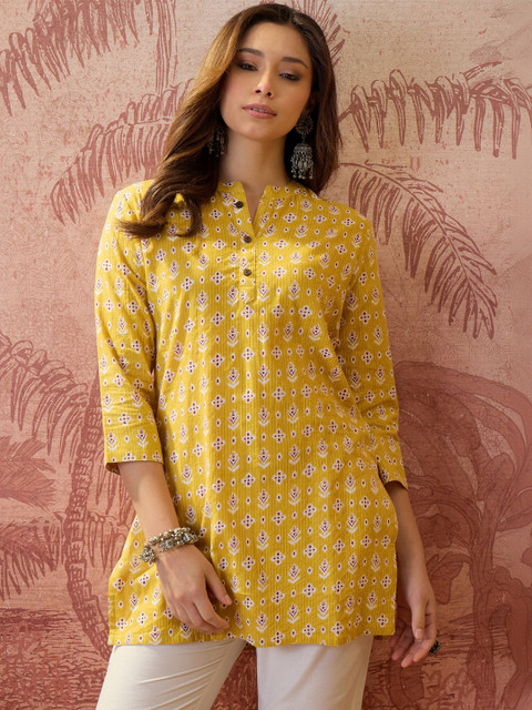 Sangria Women Printed Flared Kurti