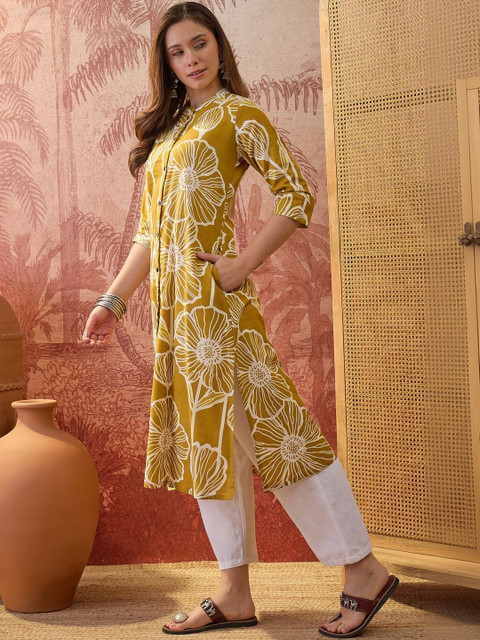 Sangria Women Printed Round Neck Kurta - Image 4