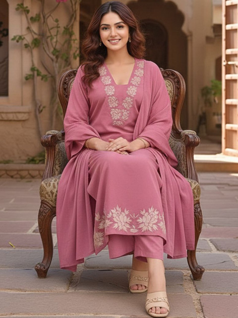 Aaghnya Women Floral Embroidered Regular Thread Work Kurta with Trousers & With Dupatta