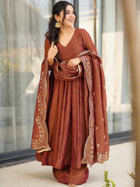 TWINS LADY Women Ethnic Motifs Empire Thread Work Silk Chiffon Kurta with Palazzos & With Dupatta