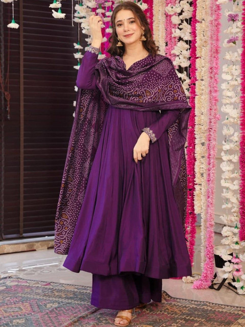 TWINS LADY Women Ethnic Motifs Embroidered Empire Thread Work Kurta with Palazzos & With Dupatta