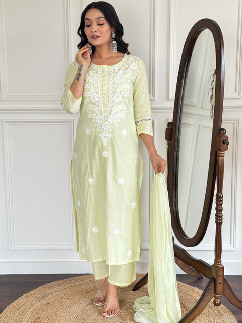 TWINS LADY Women Ethnic Motifs Embroidered Regular Chikankari Kurta with Trousers & With Dupatta