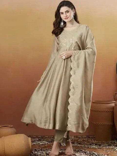 ZOEMIRA Women Ethnic Motifs Embroidered Empire Thread Work Kurta with Trousers & With Dupatta