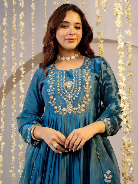 Keitra Women Ethnic Motifs Embroidered Thread Work Pure Silk Kurta with Trousers & Dupatta - Image 2