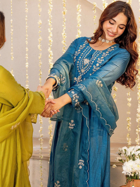 Keitra Women Ethnic Motifs Embroidered Thread Work Pure Silk Kurta with Trousers & Dupatta - Image 4