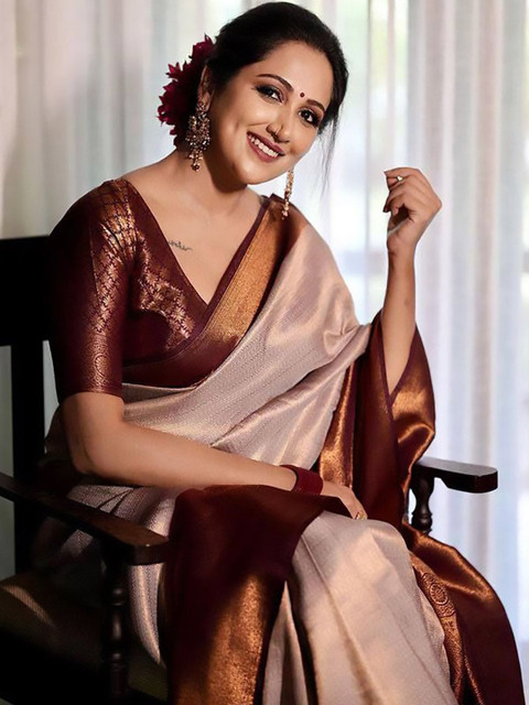 Urban Pallu Woven Design Zari Silk Blend Handloom fwd Saree