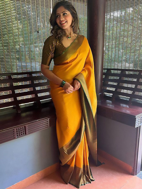 Urban Pallu Woven Design Zari Silk Blend Handloom fwd Saree