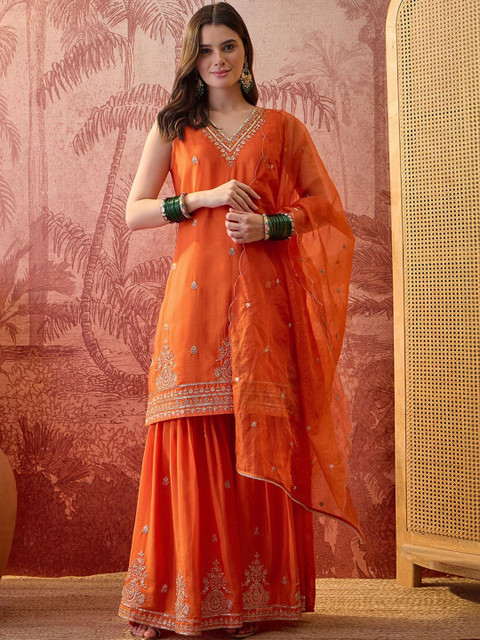 Sangria Embroidered V-Neck Kurta & Sharara Kurta Set - Image 7