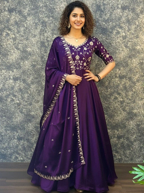 Pantos Women Ethnic Motifs Embroidered Empire Thread Work Kurta With Dupatta