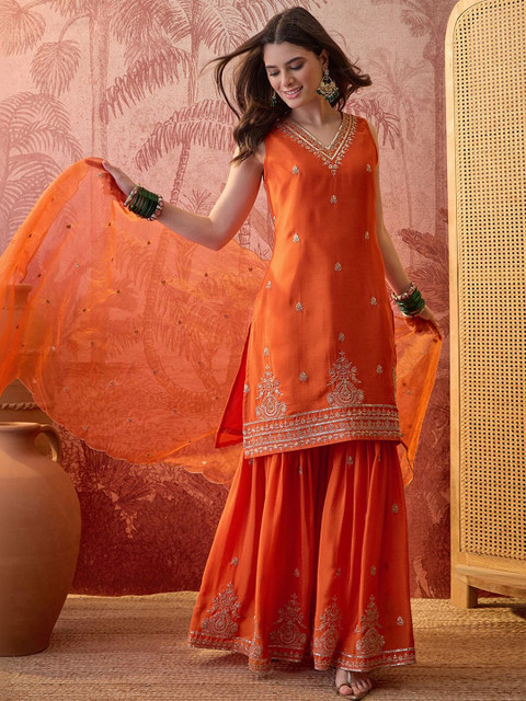 Sangria Embroidered V-Neck Kurta & Sharara Kurta Set - Image 3