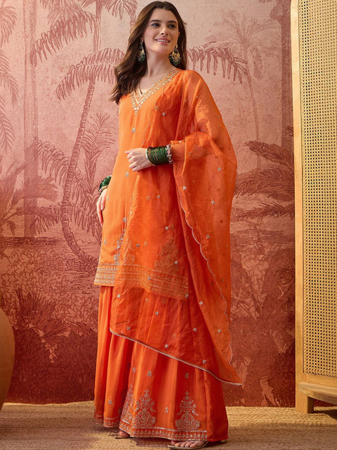 Sangria Embroidered V-Neck Kurta & Sharara Kurta Set - Image 6