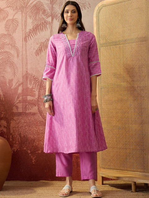 Sangria Printed V-Neck Kurta & Trousers Kurta Set - Image 3