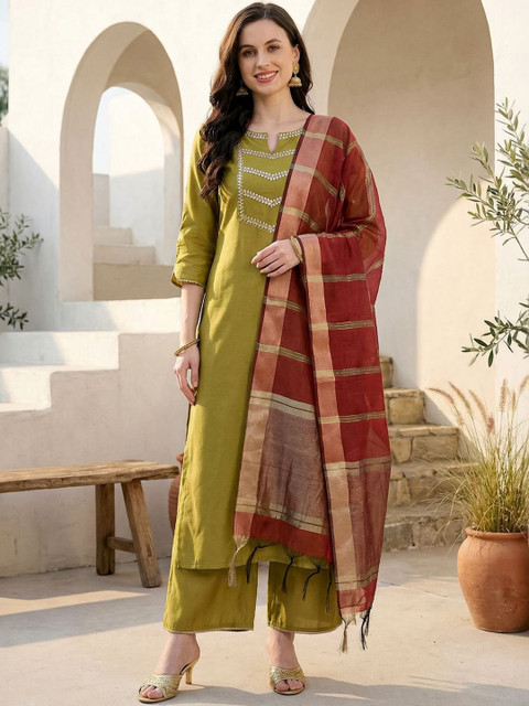Indo Era Woven Design Dupatta with Zari - Image 2
