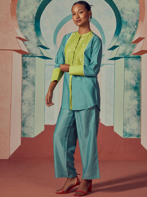 Anouk Colourblocked Mandarin Collar Top & Trousers Co-Ords - Image 3