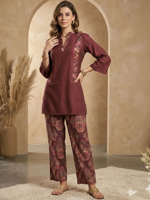 Anouk Printed V-Neck Top & Trousers Co-Ords