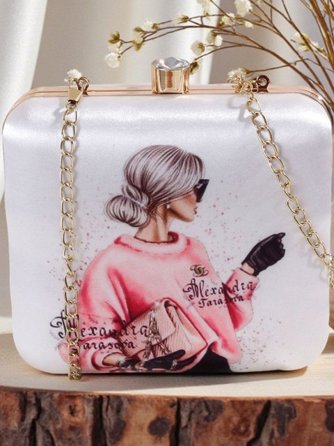 VRPS Handicrafts Printed Box Clutch