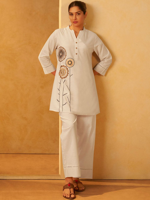 Anouk Embroidered Mandarin Collar Top & Trousers Co-Ords