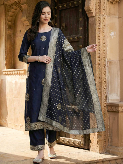 Indo Era Paisley Woven Design Organza Dupatta with Zari - Image 3