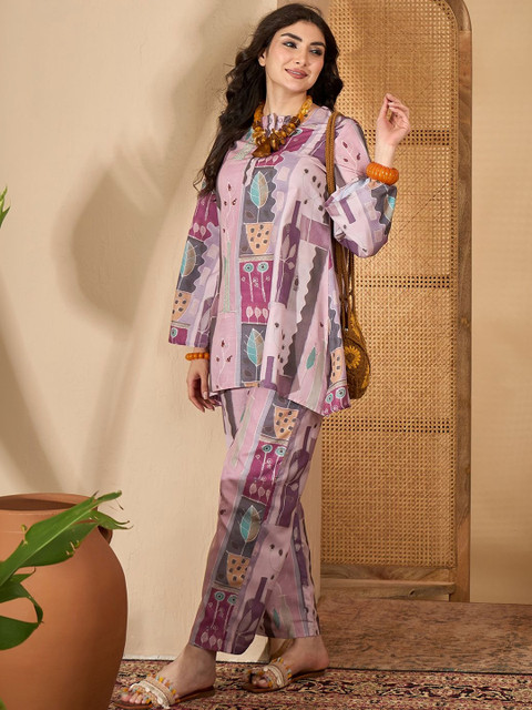 SANSKRUTIHOMES Embellished Round Neck Top & Trousers Co-Ords - Image 3