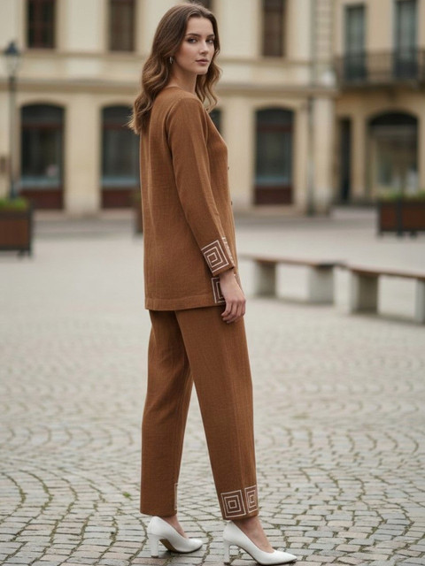 Indibelle Embroidered Cotton V-Neck Tunic & Trousers Co-Ords - Image 2
