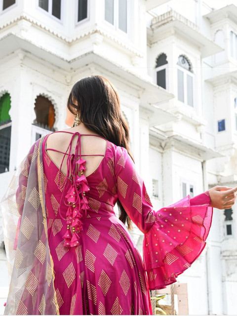 Sangria Printed V-Neck Ankle Length Anarkali Kurta With Dupatta - Image 2