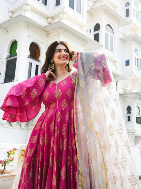 Sangria Printed V-Neck Ankle Length Anarkali Kurta With Dupatta - Image 4