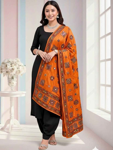 YUGAVEERAA Ethnic Motifs Embroidered Dupatta with Mirror Work